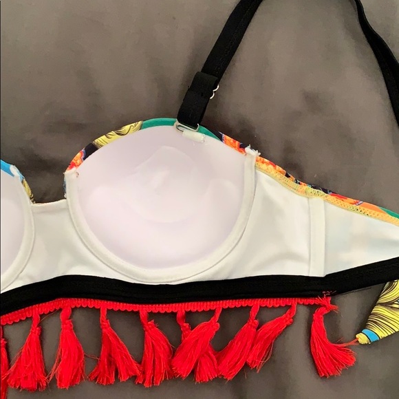 Sassy tassel swim top - Picture 2 of 4